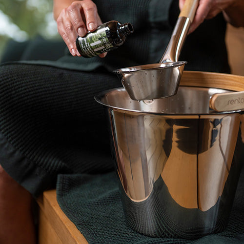 Rento Harri Koskinen Sauna Bucket