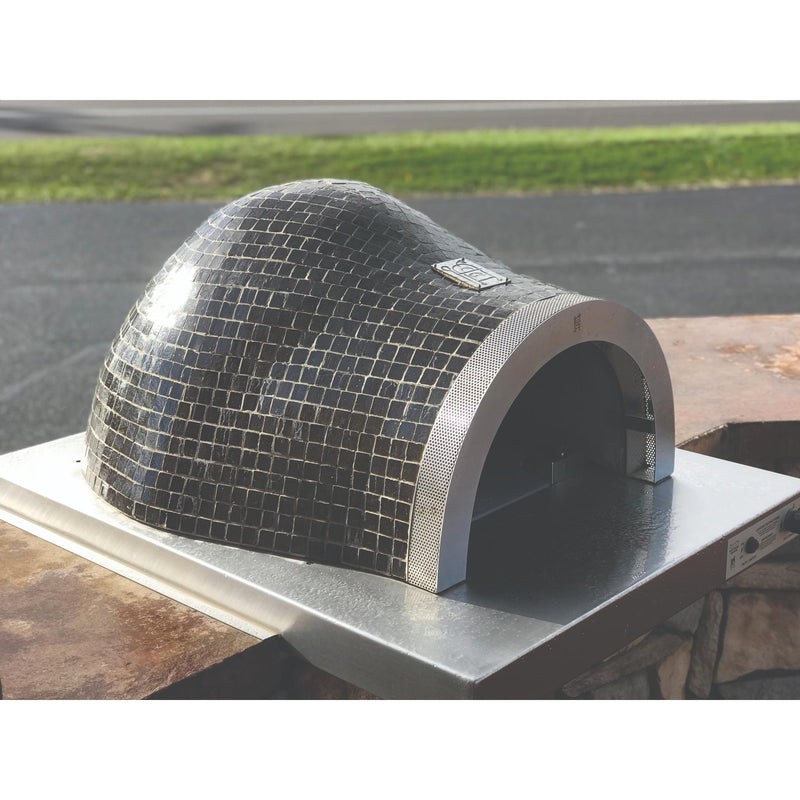 HPC Villa Series dual fuel wood and gas pizza oven with glass tile exterior, outdoor cooking appliance in black onyx finish.